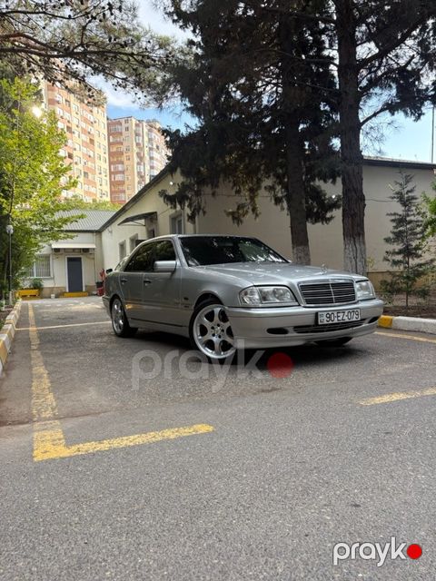 Mercedes C 240, 2.4 L, 1999 il, 375 000 km — Bakı