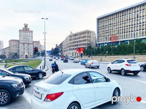 Satılır 3 otaqlı Bina evi menzil (Köhnə tikili), 100 m², Yasamal rayonu — Bakı