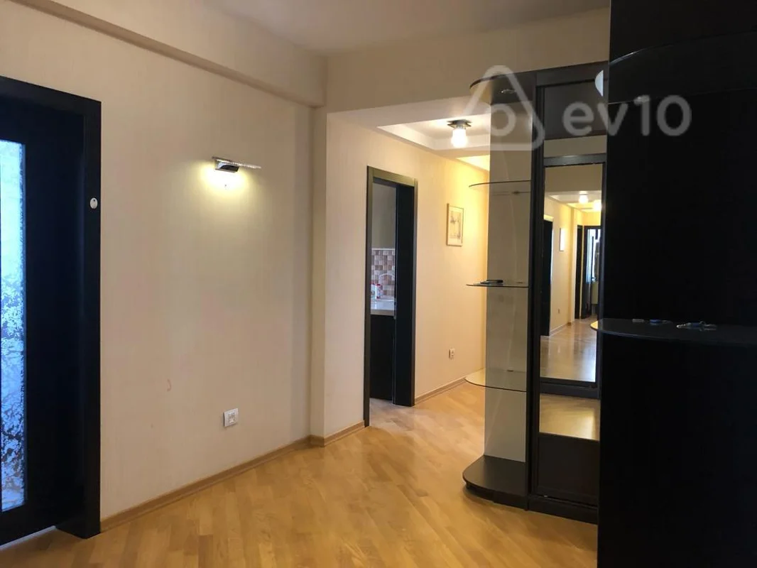 3 otaqlı mənzil, 135 m², Xocalı prospekti 34 — kirayə — Mənzil, Bakı (6)