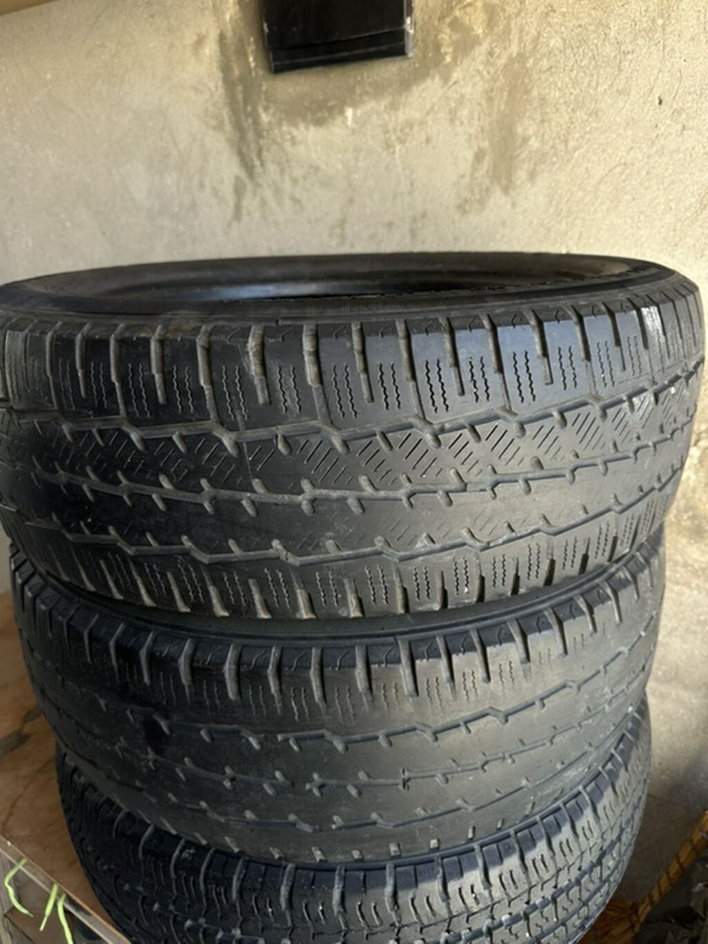 195/65 R16ölçüsündə avtomobil şinləri dəsti. Xüsusiyyətlər: - Ölçü — Şinlər, Digah (2)