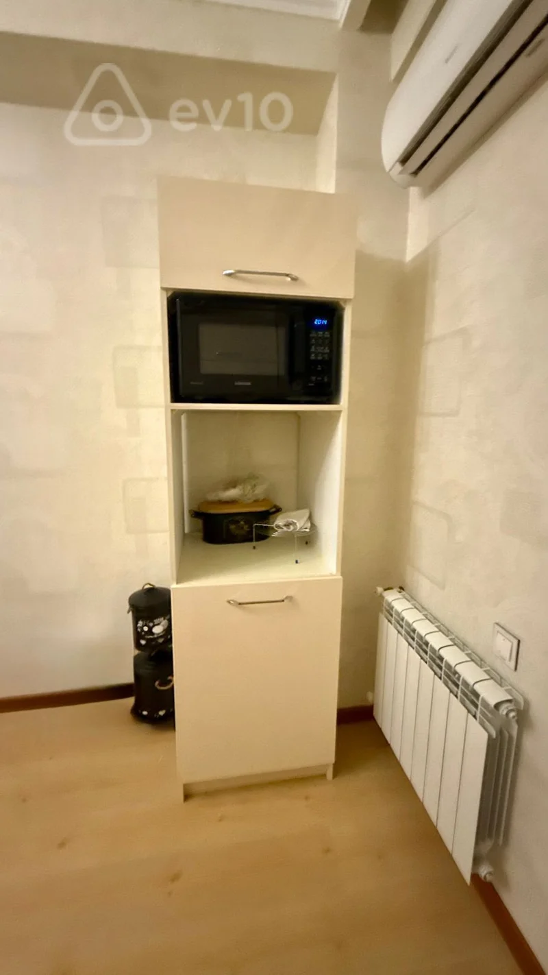 3 otaqlı mənzil, 185 m², Bakı, Bakı şəhəri, Mohsun Senani 106 — kirayə — Mənzil, Bakı (10)