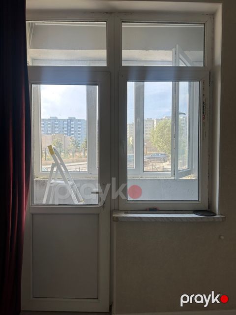 Qapı və pəncərə — Bakı