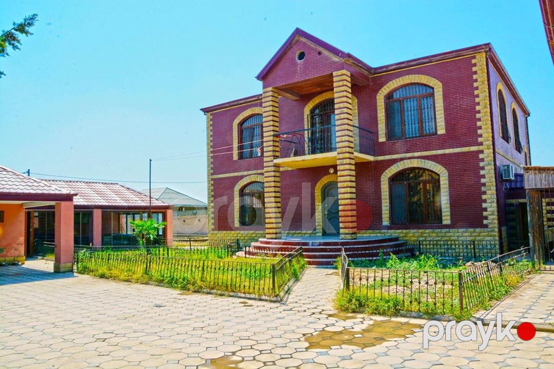 Satılır 8 otaqlı həyət evi/bağ evi 300 m² — Ev, villa, Bakı (2)