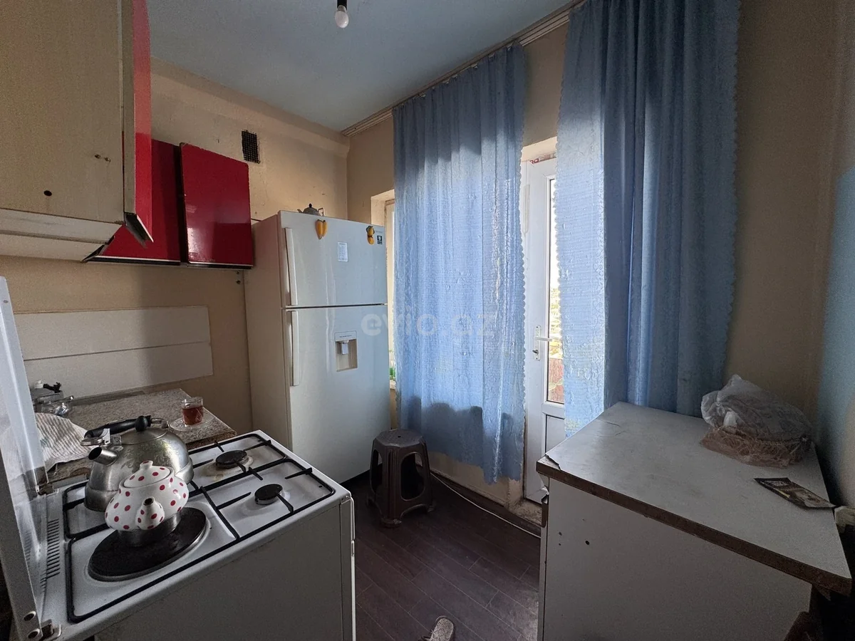 2 otaqlı orta təmirli mənzil satılır Köhnə Günəşli qəsəbəsində — Mənzil, Bakı (5)
