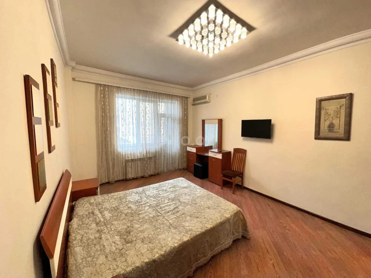 Kirayə 3 otaqlı mənzil Nizami metrosu yaxınlığında — Mənzil, Bakı (4)