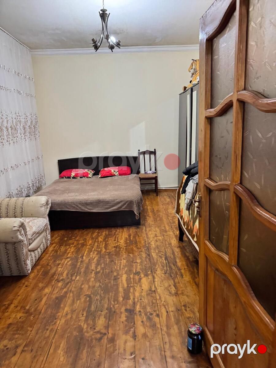 Həyət evi, Azadlıq m — Ev, villa, Bakı (4)