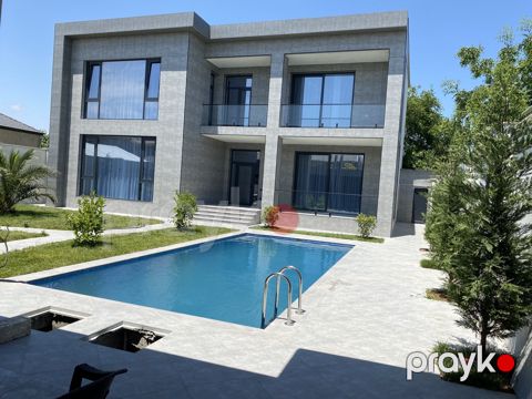 Satılır 7 otaqlı həyət evi/bağ evi 372 m² — Bakı