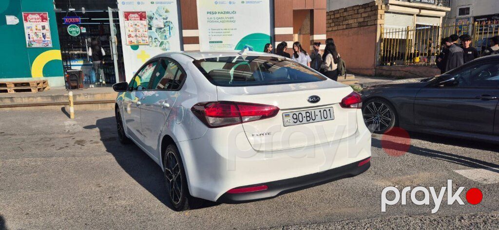 Kia Forte, 2.0 L, 2016 il, 142 000 km — Avtomobillər, Bakı (5)