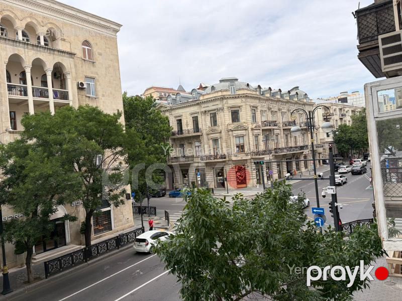 Satılır 1 otaqlı Bina evi menzil (Köhnə tikili), 40 m², Nəsimi rayonu — Mənzil, Bakı (3)