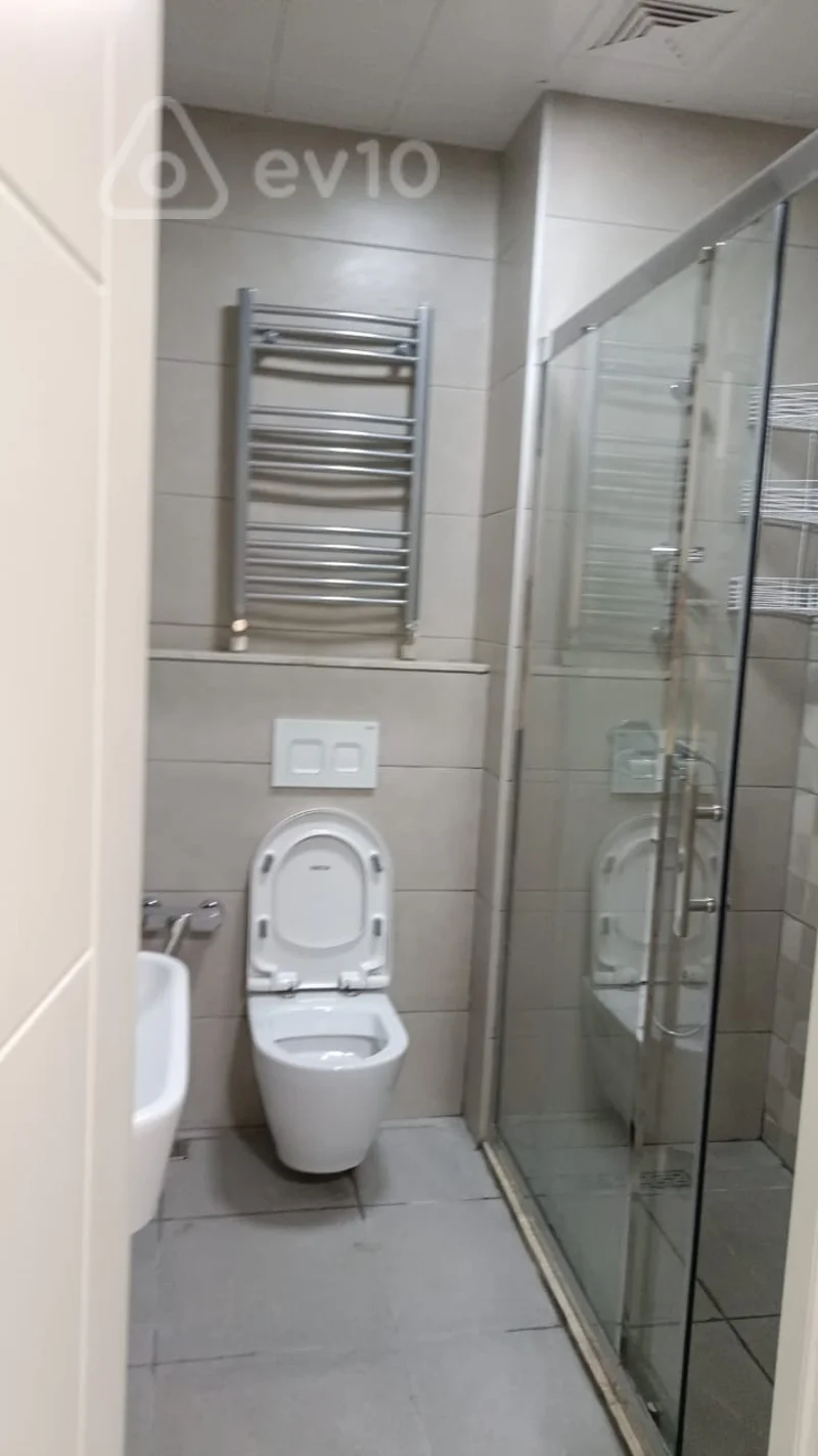 3 otaqlı mənzil, 75 m², Hesen Bey Zerdabi prospekti — kirayə — Mənzil, Bakı (9)