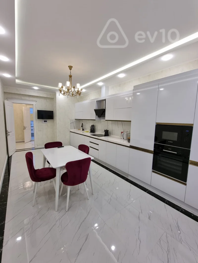 3 otaqlı mənzil, 145 m², Cəfər Cabbarlı 34 — kirayə — Mənzil, Bakı (9)