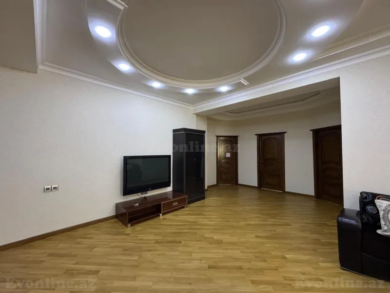 Satılır 5 otaqlı Mənzil Yeni tikili 220 m² Bakı, Yasamal r., Elmlər Akademiyası m — Mənzil, Bakı (7)