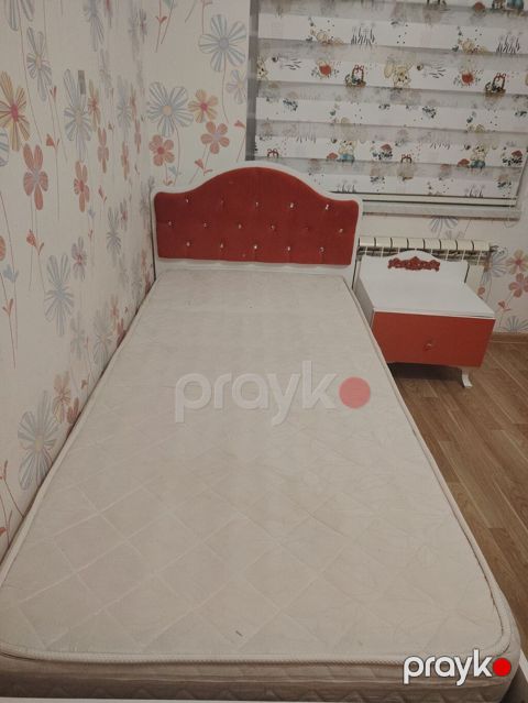 Carpayi satilir. Qiymeti 130 azn Unvan Masazir Raya9292⁰ — Mehdiabad
