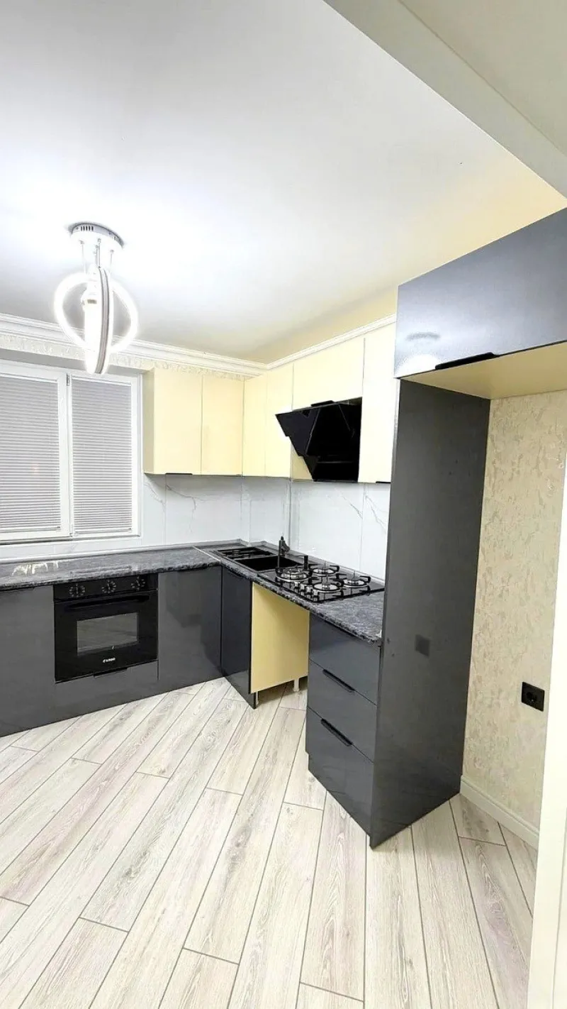 Satılır 3 otaqlı Mənzil Köhnə tikili 70 m² Bakı, Nərimanov r., Gənclik m — Mənzil, Bakı (8)