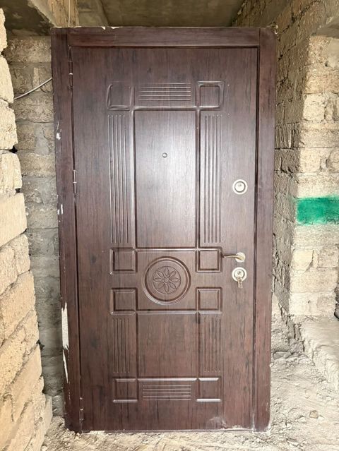120 AZN Seyf qapı Ölçü 2.10*1 Ünvan Binə Sara04 — Aytac — Pəncərələr, qapılar, eyvanlar