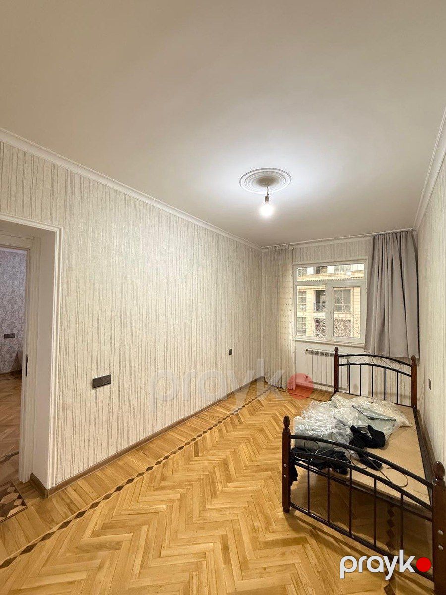Satılır 3 otaqlı köhnə tikili 95 m² — Mənzil, Bakı (2)