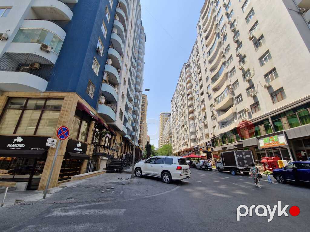 Satılır 5 otaqlı yeni tikili 230 m² — Mənzil, Bakı (3)