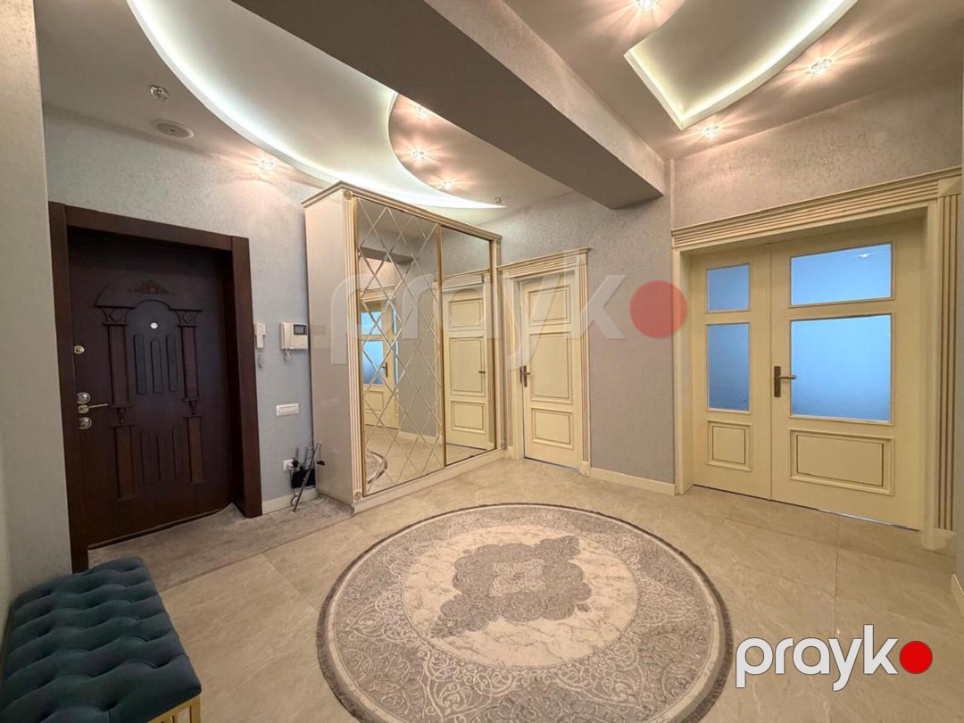 Satılır 4 otaqlı yeni tikili 220 m² — Mənzil, Bakı (10)