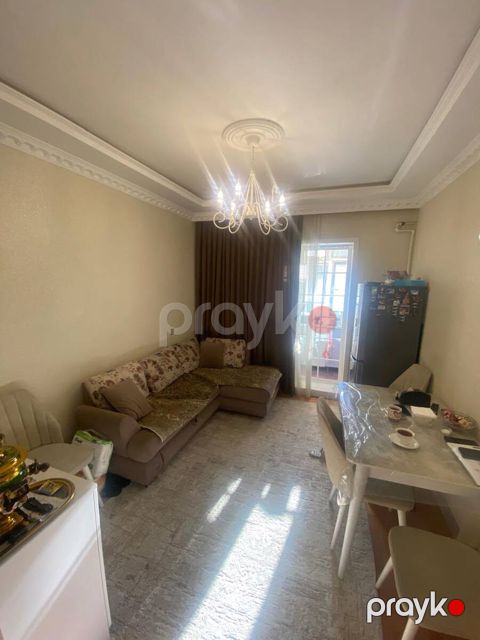 Satılır 2 otaqlı köhnə tikili 45 m² — Bakı