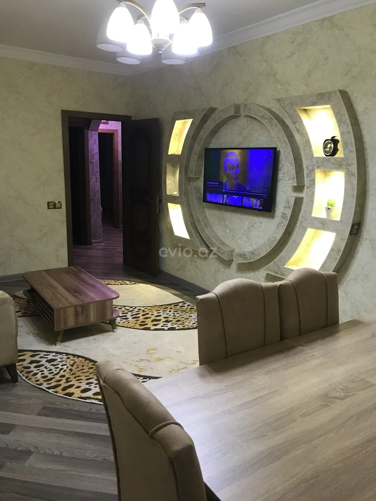 Kirayə 3 otaqlı mənzil Xalqlar Dostluğu metrosu yaxınlığında — Mənzil, Bakı (4)