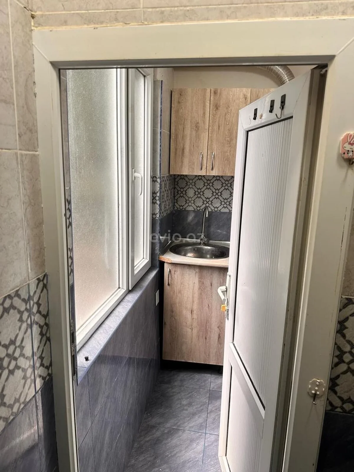 Kirayə 1 otaqlı mənzil Qara Qarayev metrosu yaxınlığında — Mənzil, Bakı (3)