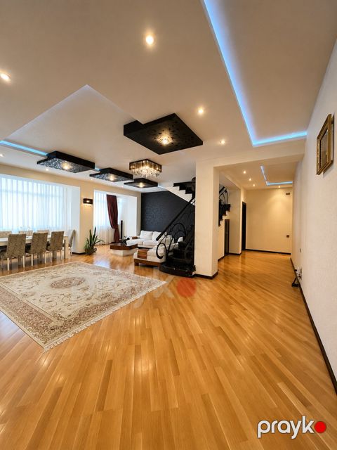 Satılır 3 otaqlı yeni tikili 165 m² — Bakı
