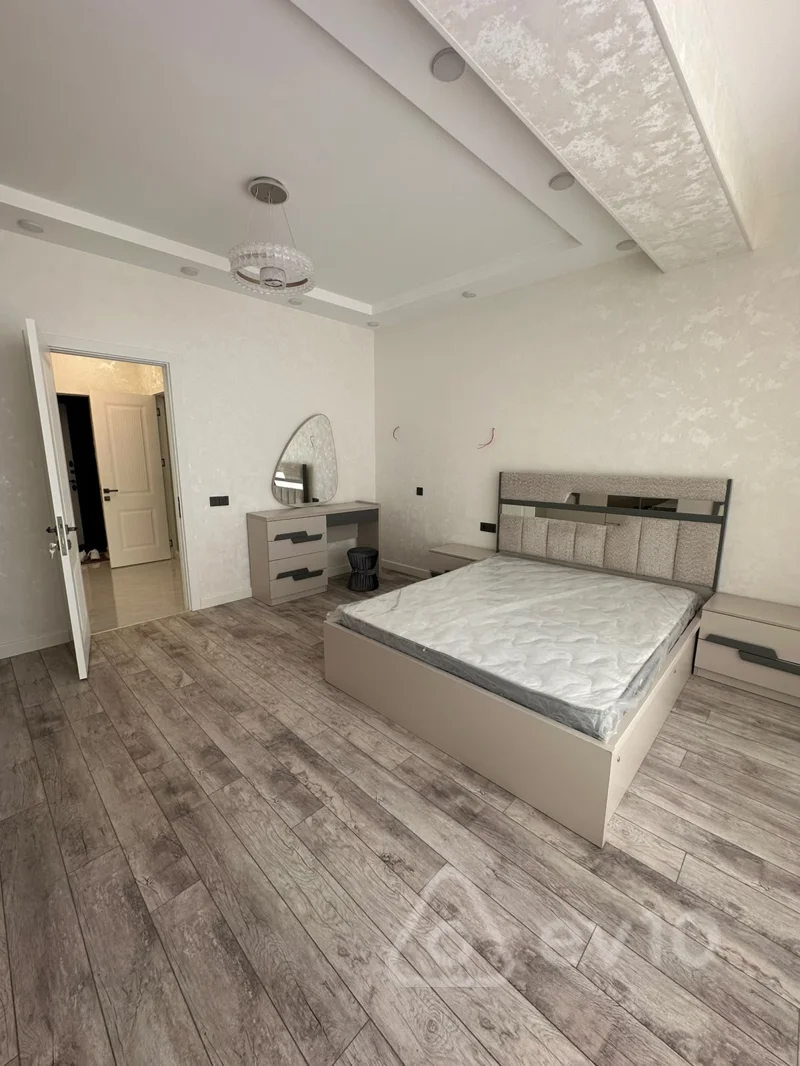 2 otaqlı mənzil, 112 m², azadliq metro — kirayə — Mənzil, Bakı (5)