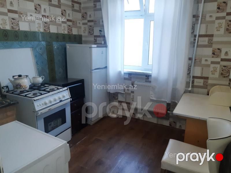 Satılır 9 otaqlı Bina evi menzil (Köhnə tikili), 78 m², 18-ci mikrorayon — Mənzil, Sumqayıt (4)