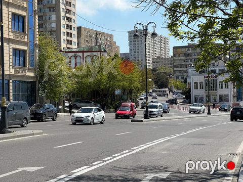 Satılır 3 otaqlı köhnə tikili 80 m² — Bakı