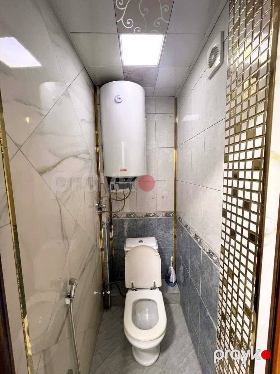 Satılır 2 otaqlı köhnə tikili 70 m² — Mənzil, Bakı (12)