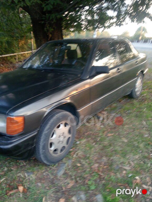 Mercedes 190, 1.8 L, 1992 il, 500 000 km — Avtomobillər, Qəbələ (8)