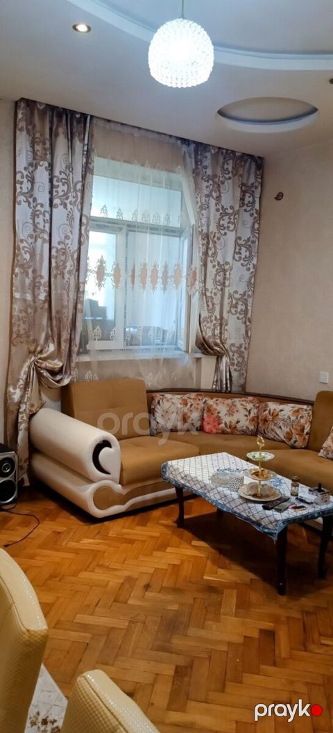 2-otaqlı mənzil kirayə verilir, Nəsimi r., 80 m² — Bakı