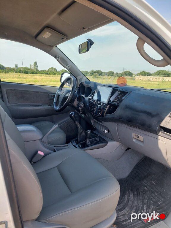 Toyota Hilux, 2.5 L, 2005 il, 136 000 km — Avtomobillər, Naxçıvan (12)