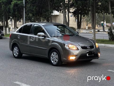 Kia Rio, 1.4 L, 2011 il, 221 000 km — Bakı