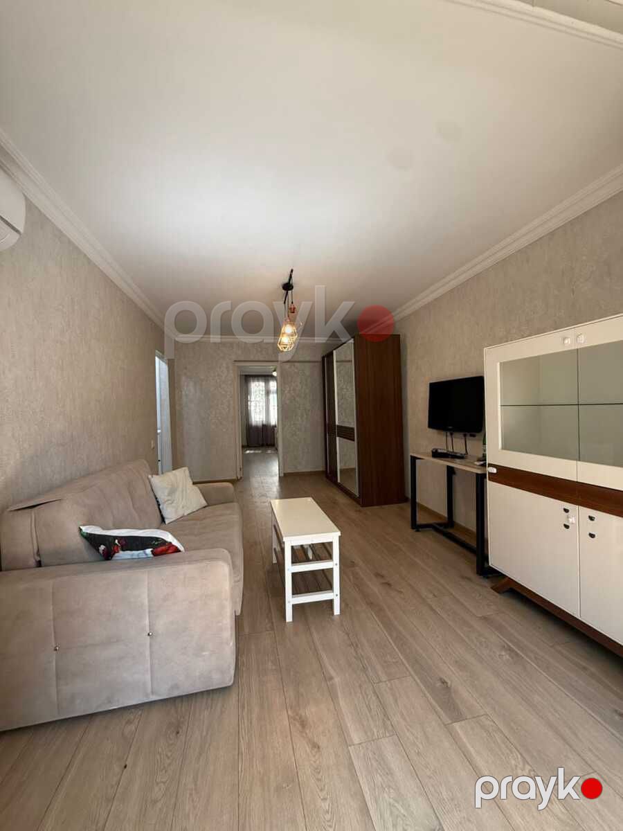 Satılır 2 otaqlı köhnə tikili 55 m² — Mənzil, Bakı (2)