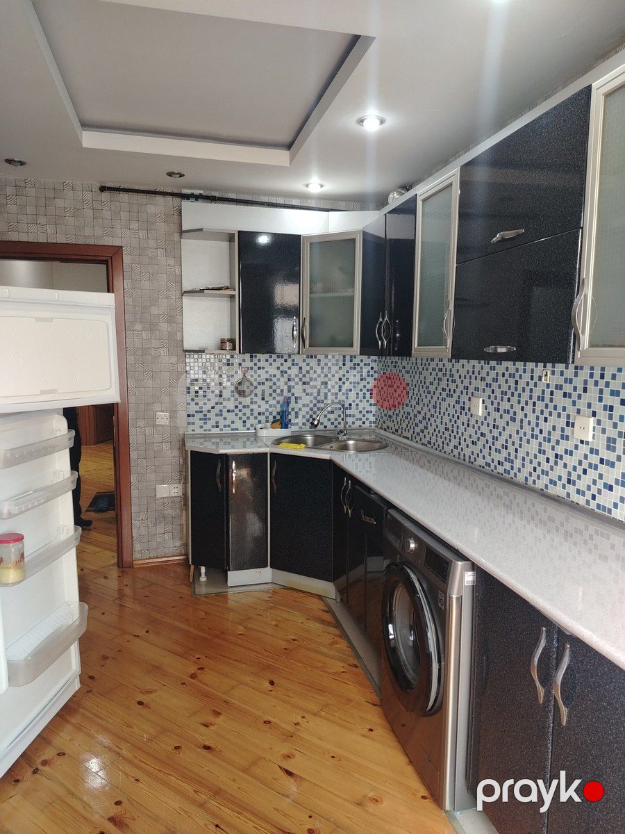 İcarəyə verilir 3 otaqlı köhnə tikili 100 m² — Mənzil, Bakı (7)