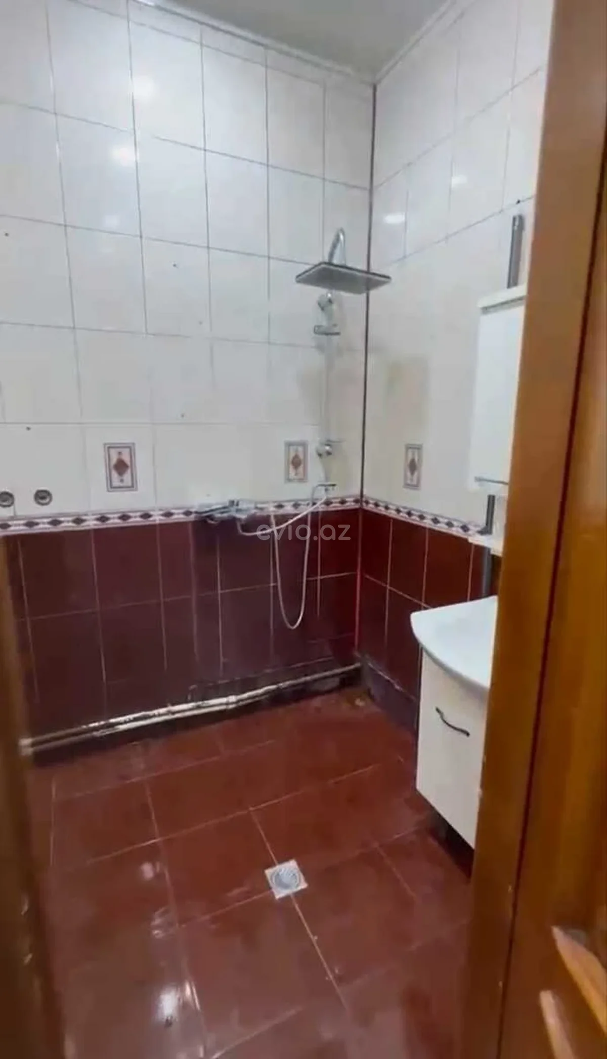 Kirayə 4 otaqlı mənzil Nəriman Nərimanov metrosu yaxınlığında — Mənzil, Bakı (4)