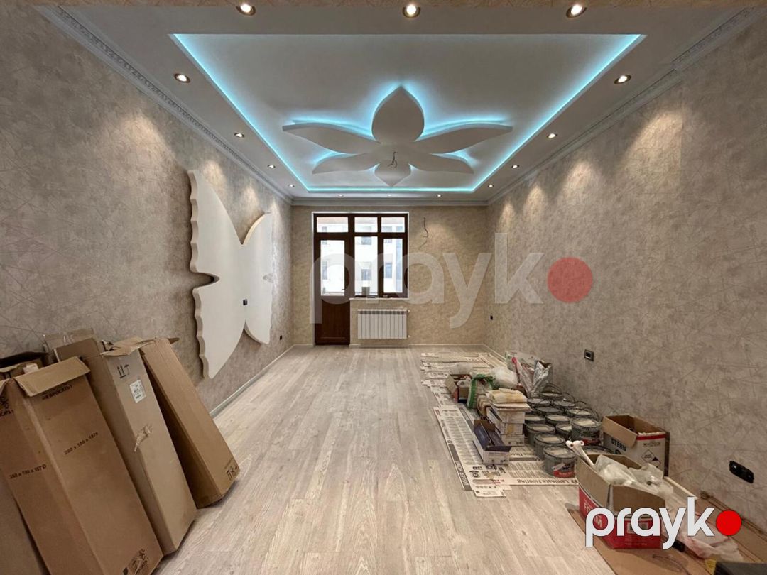 Satılır 4 otaqlı yeni tikili 215 m² — Mənzil, Bakı (2)