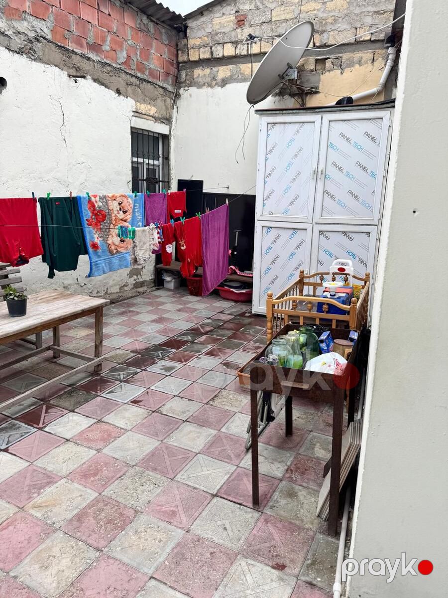 Həyət evi, Azadlıq m — Ev, villa, Bakı (11)