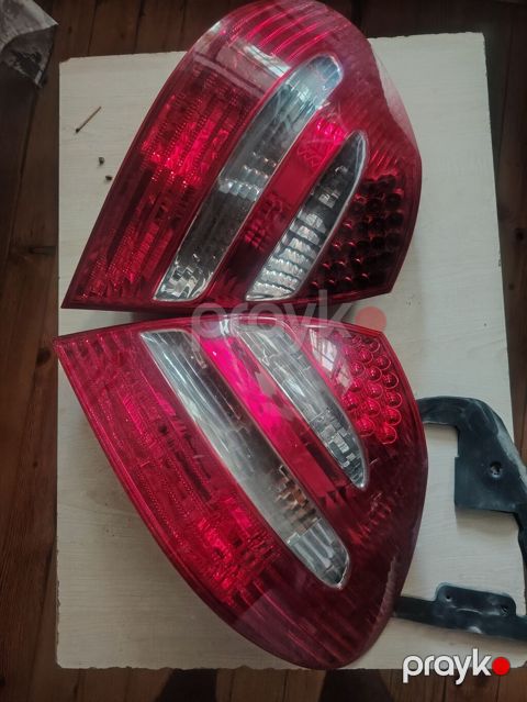 Mercedes W211 panaramanin original diodlu avangart arxa stoplari — Digah