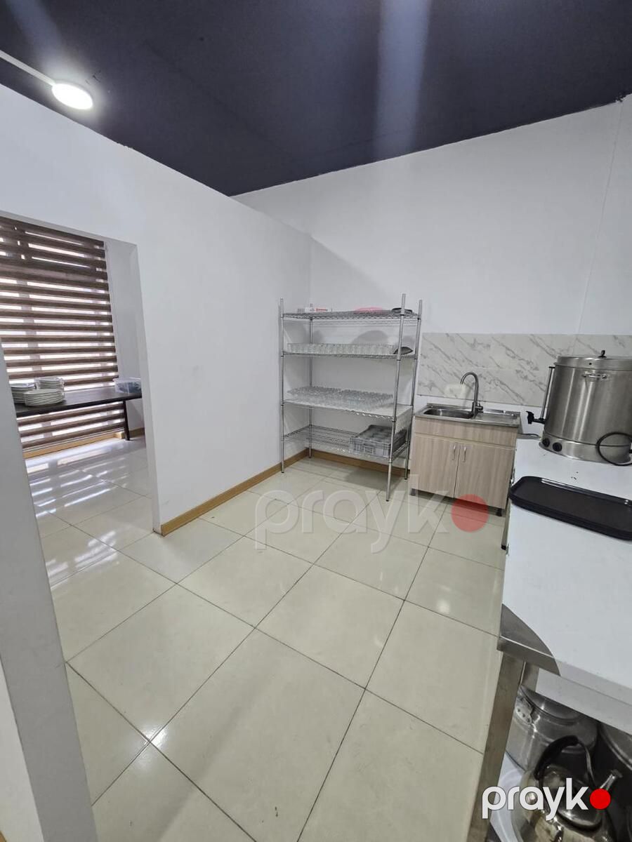 Satılır obyekt 569 m² — Əmlak, Bakı (5)