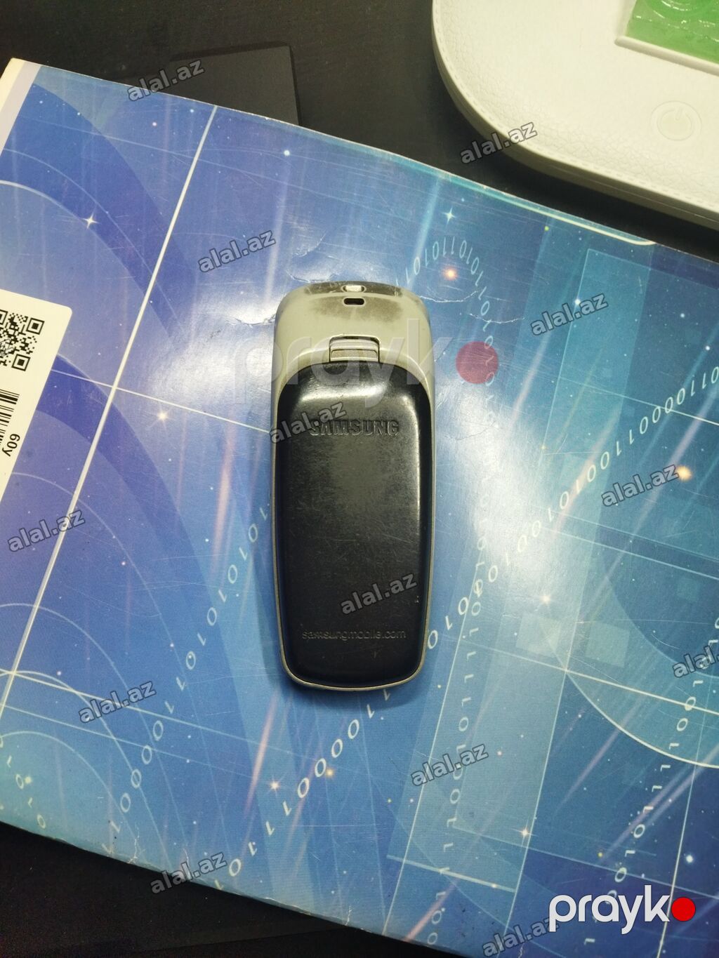 Samsung rəng - Qara, Düyməli — Pişiklər, Bakı (2)