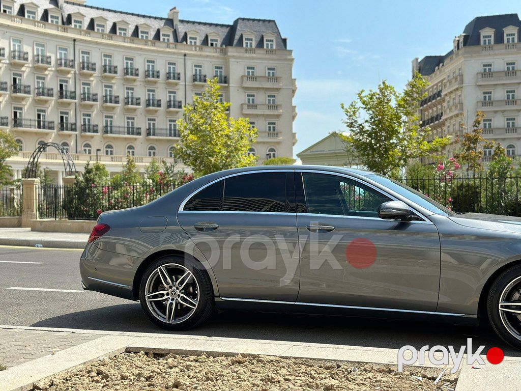 Mercedes E 220 d, 2.0 L, 2017 il, 168 000 km — Avtomobillər, Bakı (4)