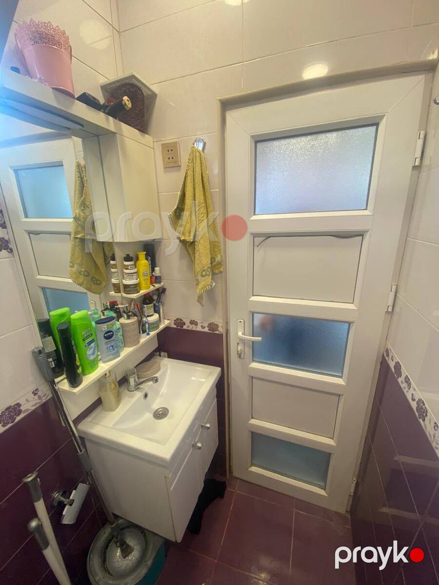Satılır 2 otaqlı köhnə tikili 48 m² — Mənzil, Bakı (11)