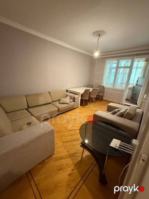 İcarəyə verilir 3 otaqlı köhnə tikili 65 m² — Bakı