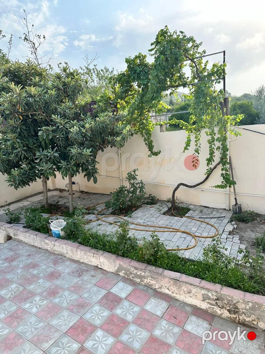 Satılır 4 otaqlı həyət evi/bağ evi 200 m² — Ev, villa, Bakı (12)
