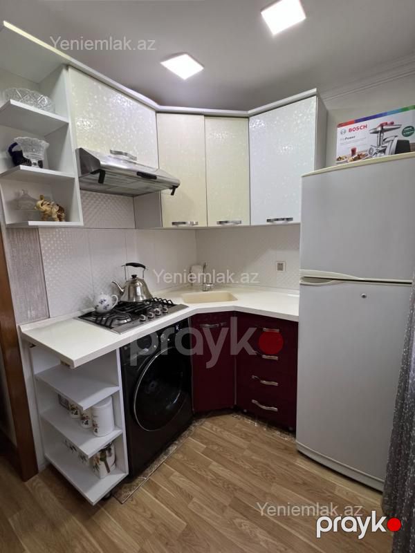 Satılır 3 otaqlı Bina evi menzil (Köhnə tikili), 70 m², 1-ci mikrorayon — Mənzil, Sumqayıt (10)