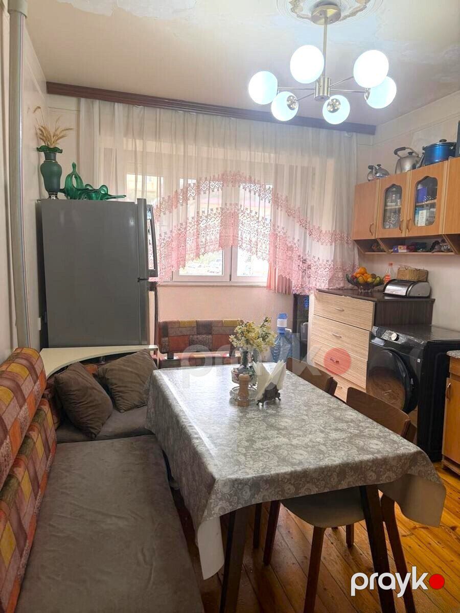 Satılır 2 otaqlı köhnə tikili 65 m² — Mənzil, Bakı (9)