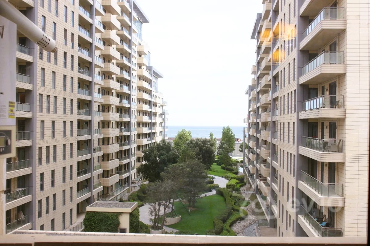4 otaqlı mənzil, 216 m², Port Bakunun yaxınlığı — Bakı