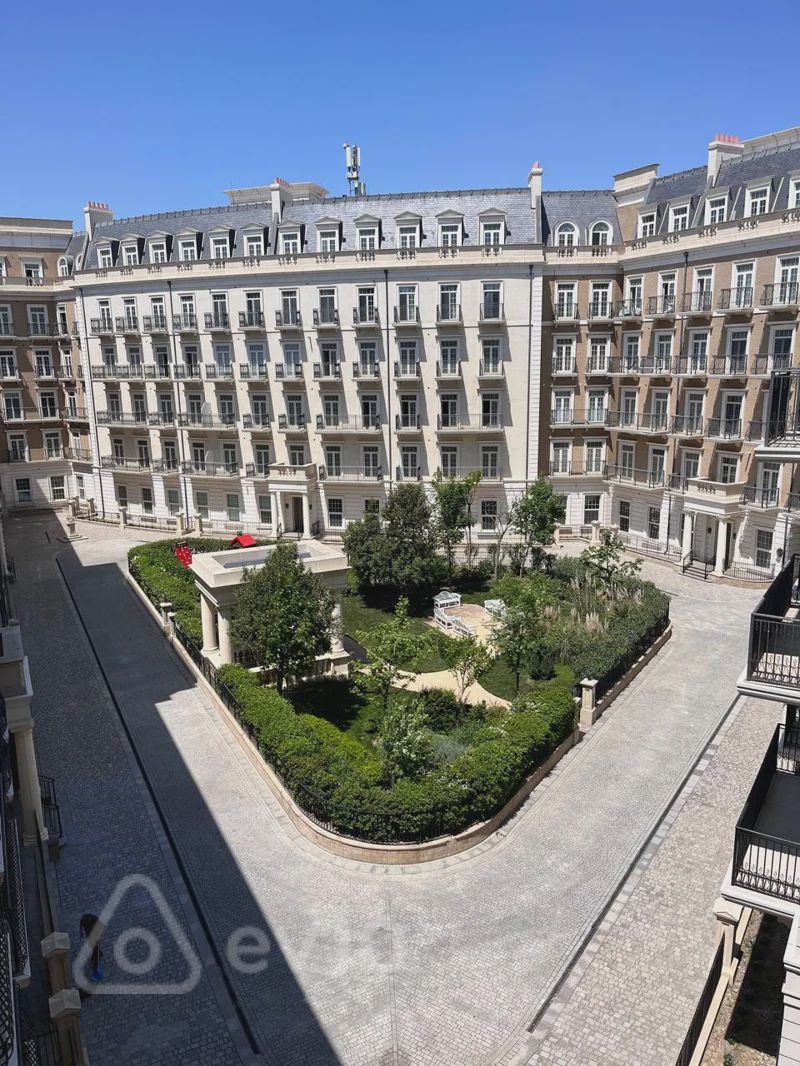 For sale: 3-room apartment (new building), 136 m² — Mənzil, Bakı (3)